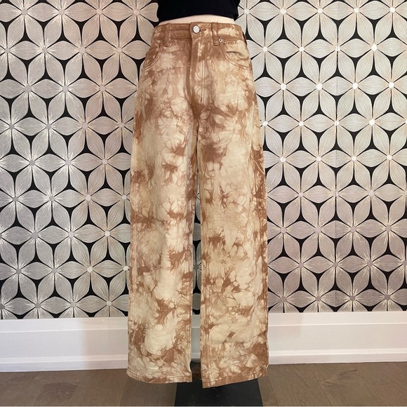 BDG High Rise Baggy Brown Acid Wash Jeans - Picture 2 of 5